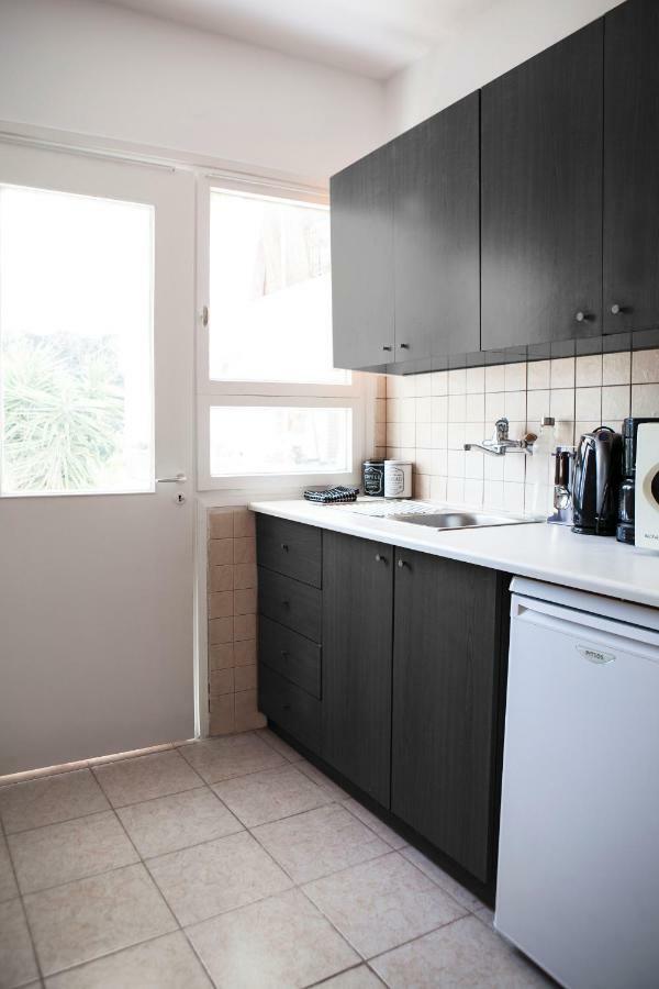 Best Located Executive Apartment In Maroussi. Athén Kültér fotó